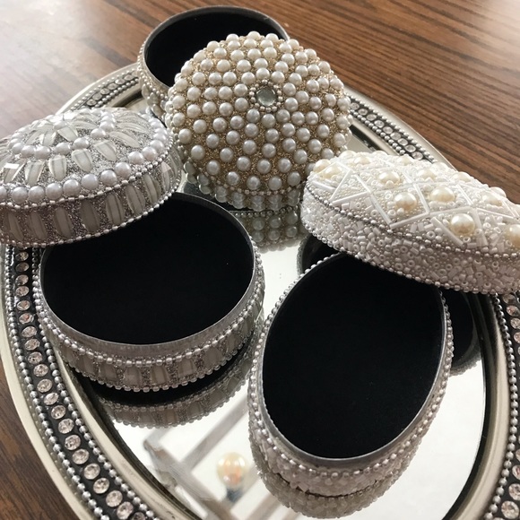 Glam Boxes! - Picture 3 of 3